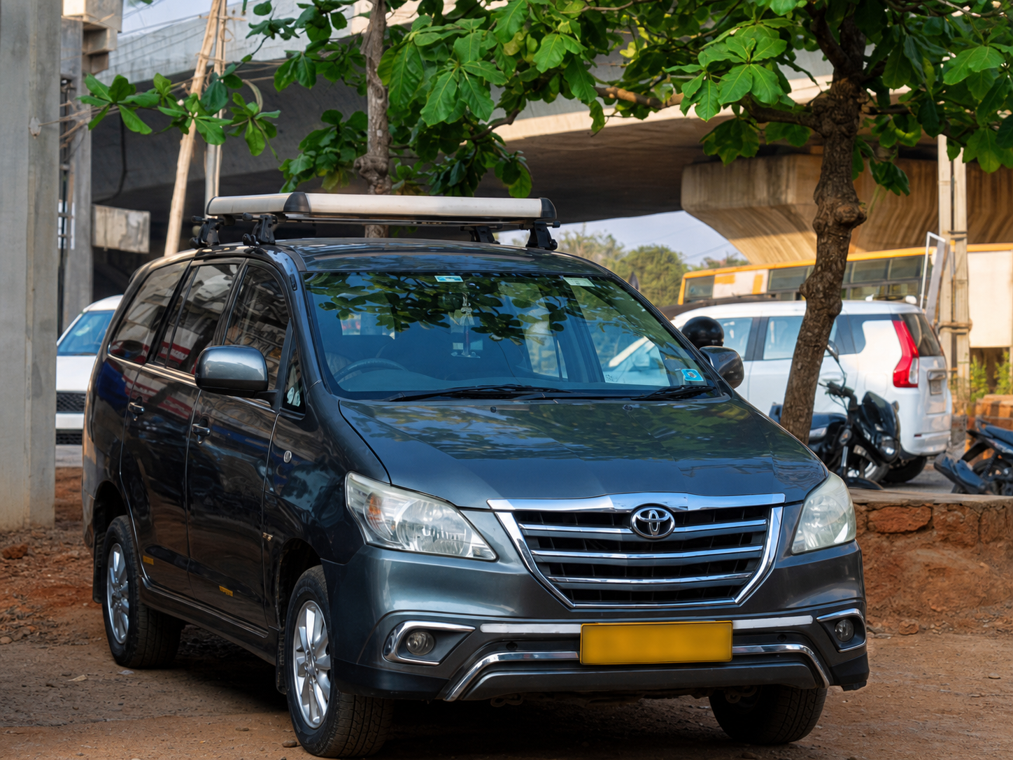 Sri Vinayaka Tours Innova 7-seater in Kasaragod